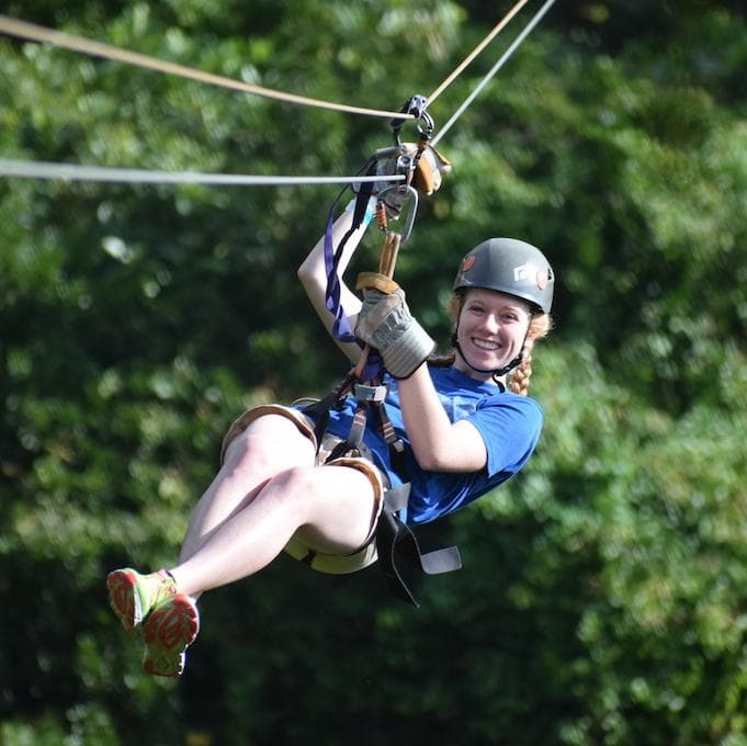 Treetop Zipline Adventure – Roatán shore excursion