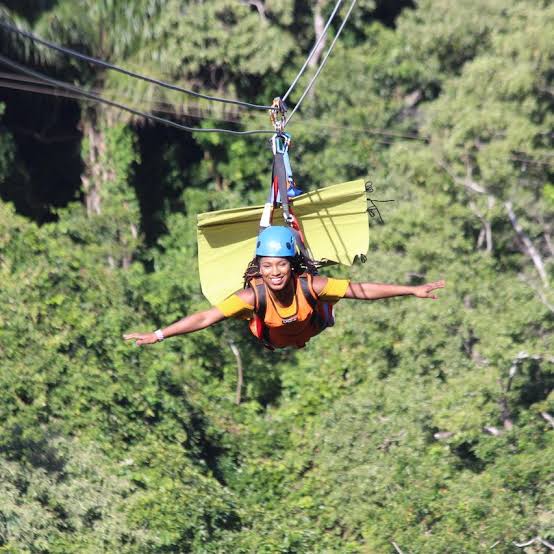 Extreme Zipline, Jungle & West Bay – Roatán shore excursion