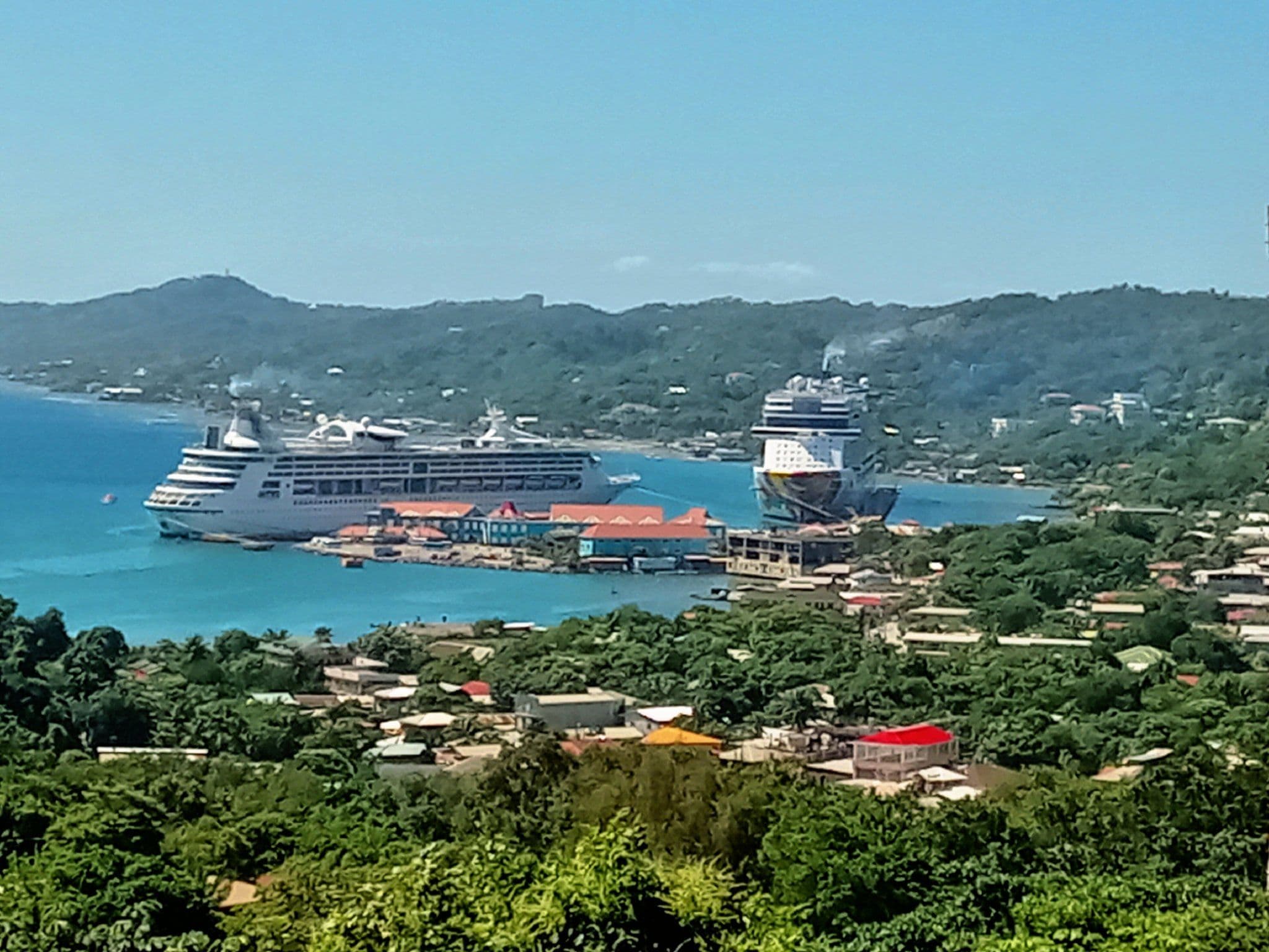 Island History & Culture Tour – Roatán shore excursion